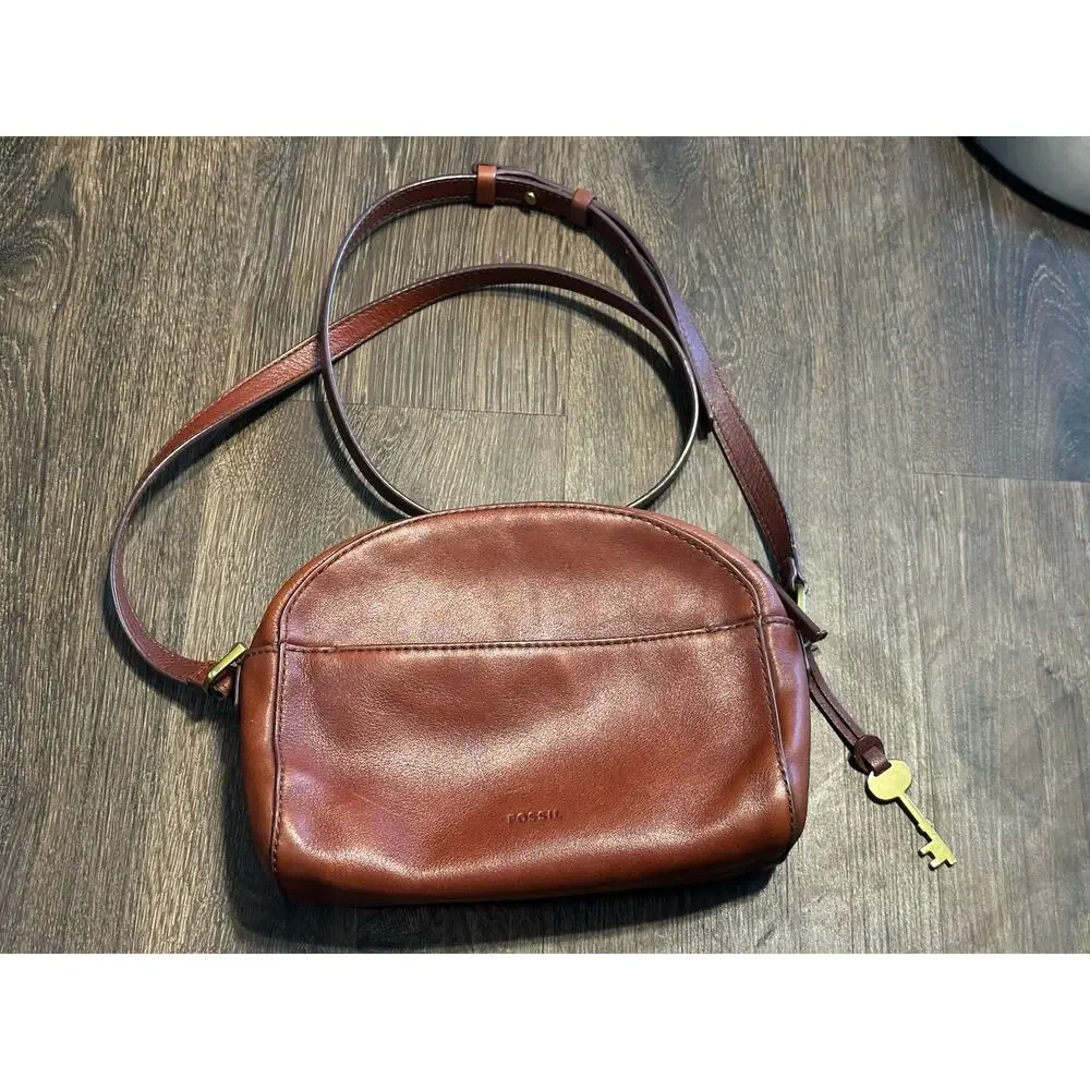 Fossil Purse Elle Crossbody Brown Leather Gold Hardware Shoulder